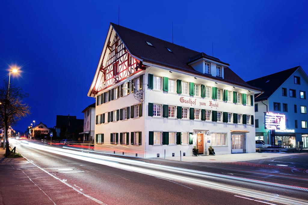Gasthof Zum Hecht Fehraltorf Buitenkant foto