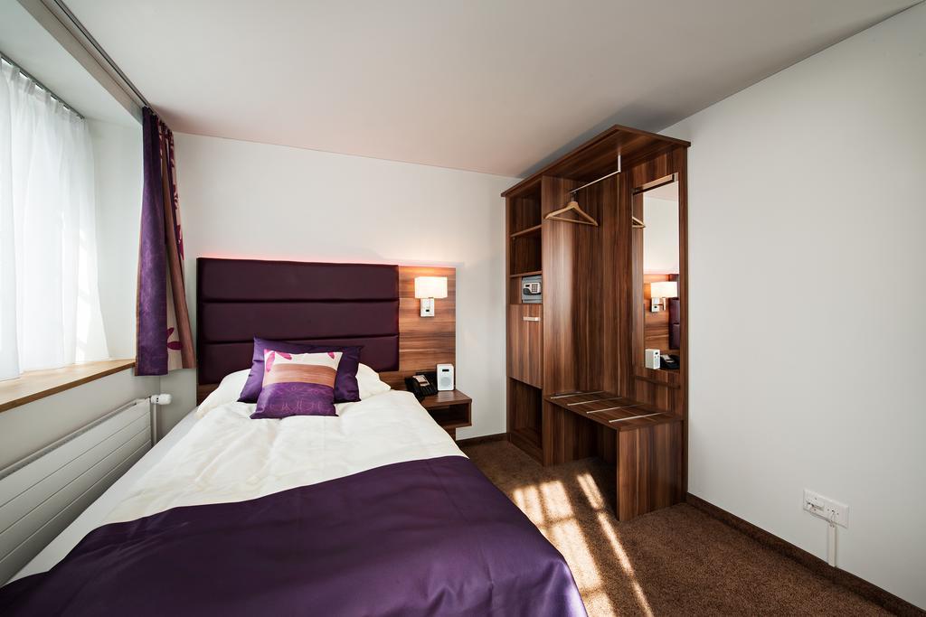 Gasthof Zum Hecht Fehraltorf Kamer foto